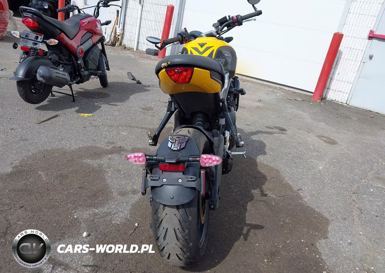2025 Triumph Motorcycle Trident 660 VIN:SMTL21U40STCC9533 - 6