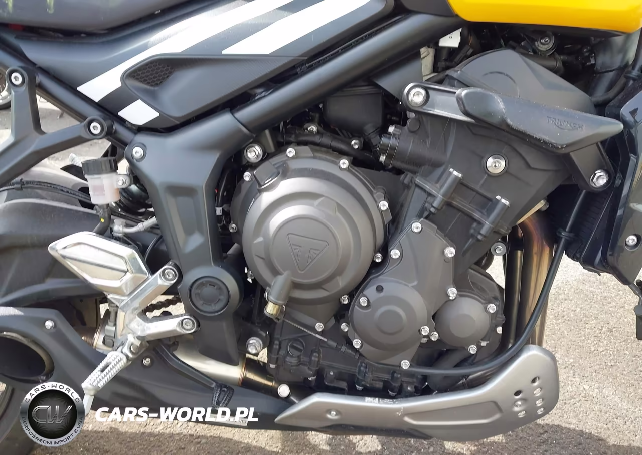 2025 Triumph Motorcycle Trident 660 VIN:SMTL21U40STCC9533 - 8