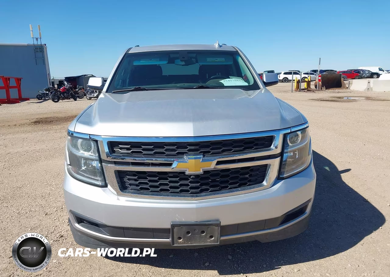 2017 Chevrolet Suburban Ls VIN:1GNSKGEC9HR329602 - 12
