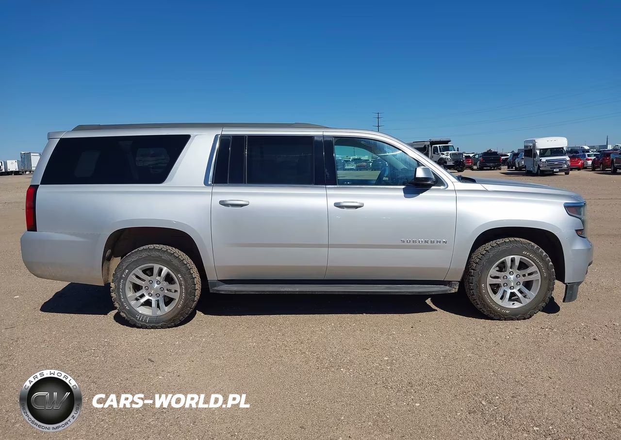 2017 Chevrolet Suburban Ls VIN:1GNSKGEC9HR329602 - 13