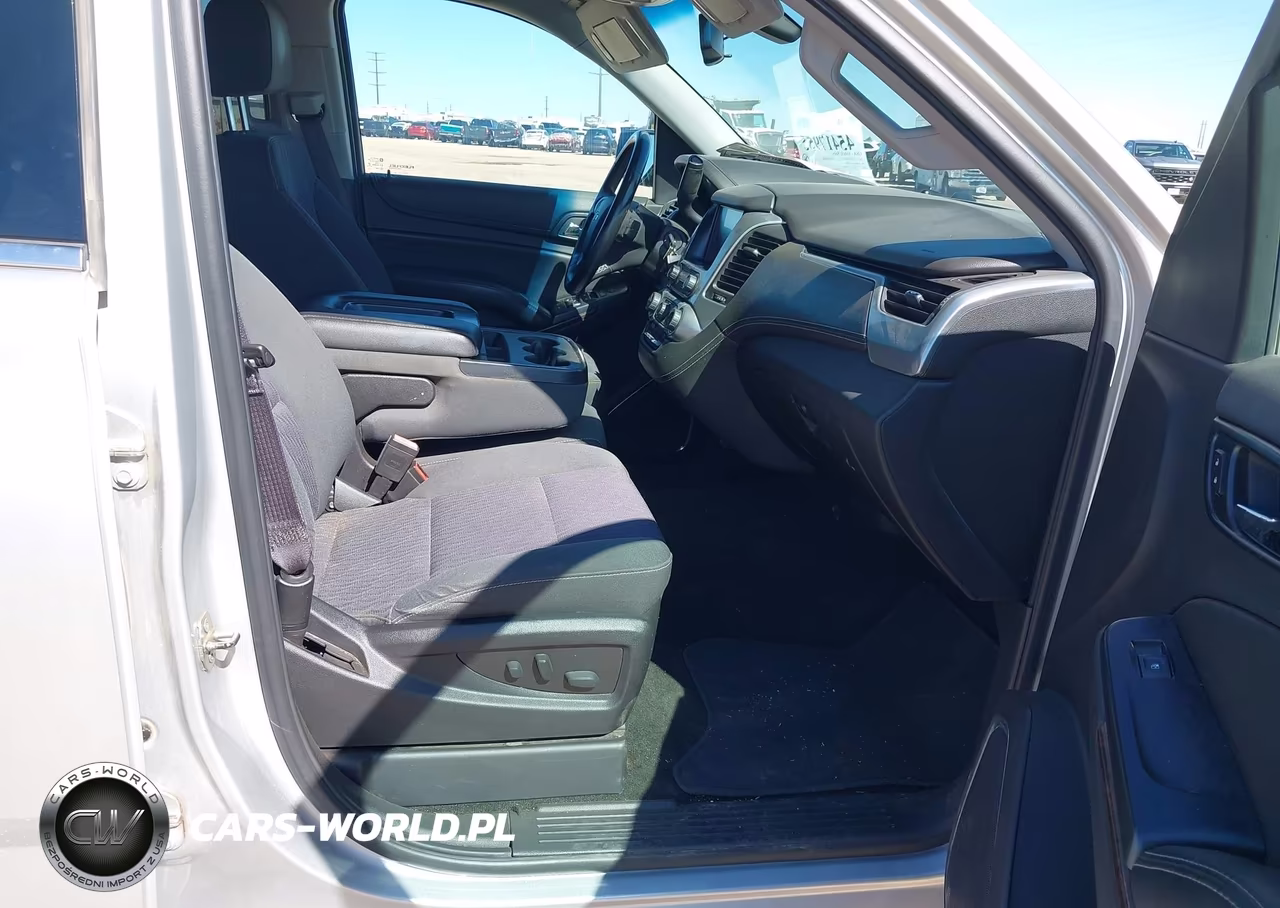 2017 Chevrolet Suburban Ls VIN:1GNSKGEC9HR329602 - 5