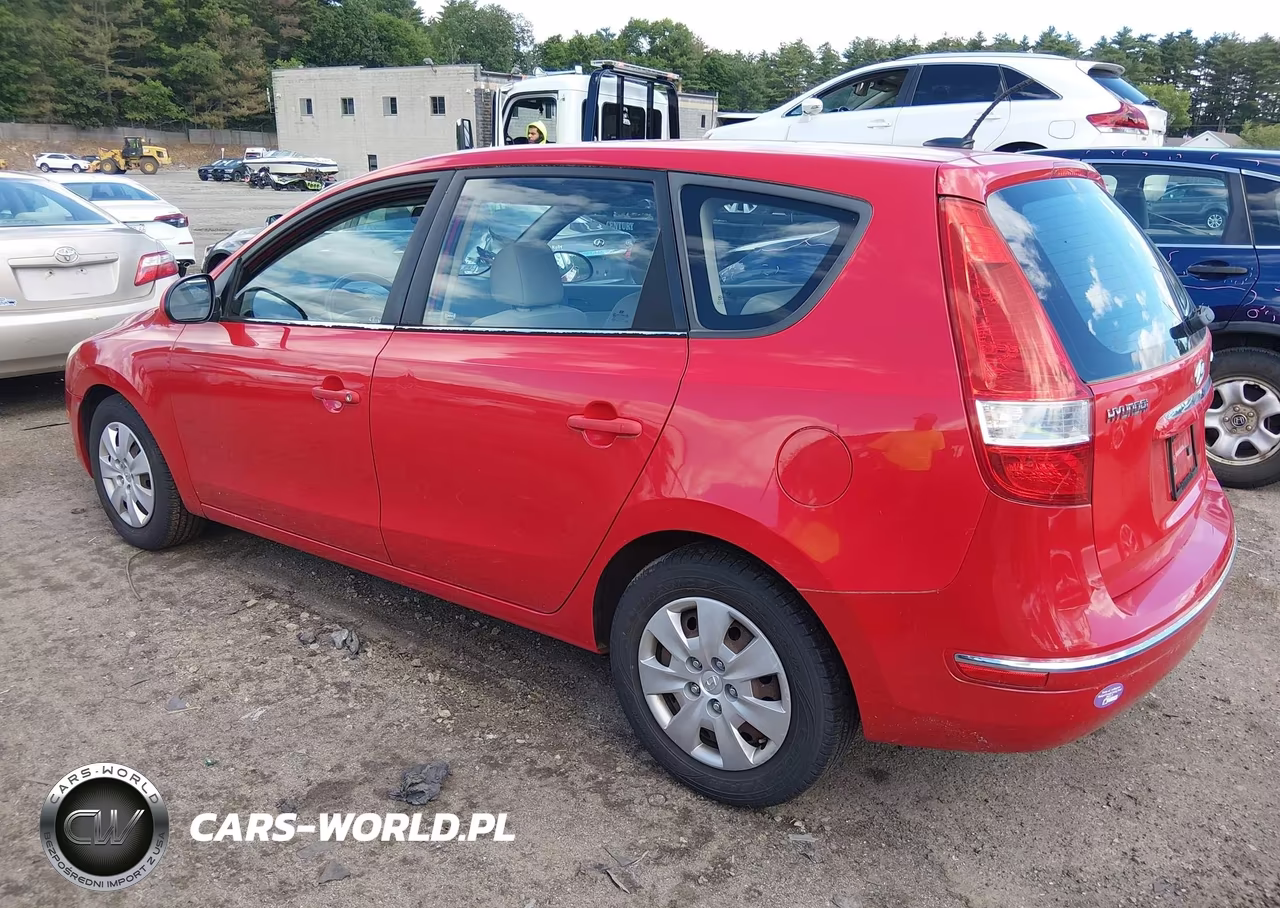 2010 Hyundai Elantra Touring Gls VIN:KMHDB8AE5AU085556 - 3