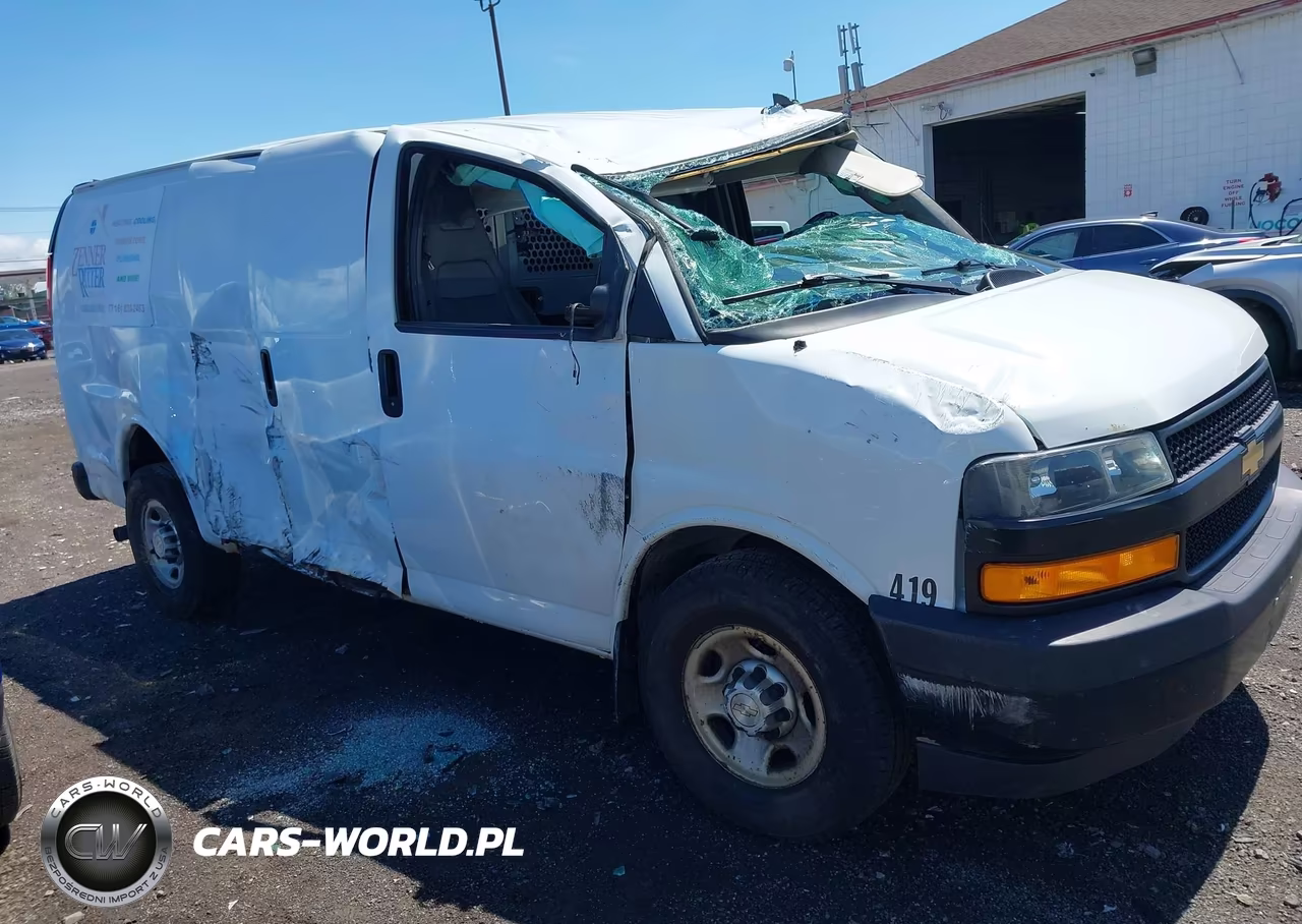 2018 Chevrolet Express 2500 Work Van VIN:1GCWGAFP5J1335752 - 1