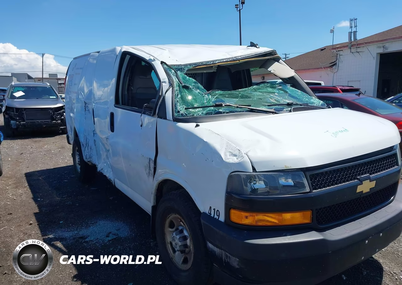 2018 Chevrolet Express 2500 Work Van VIN:1GCWGAFP5J1335752 - 16