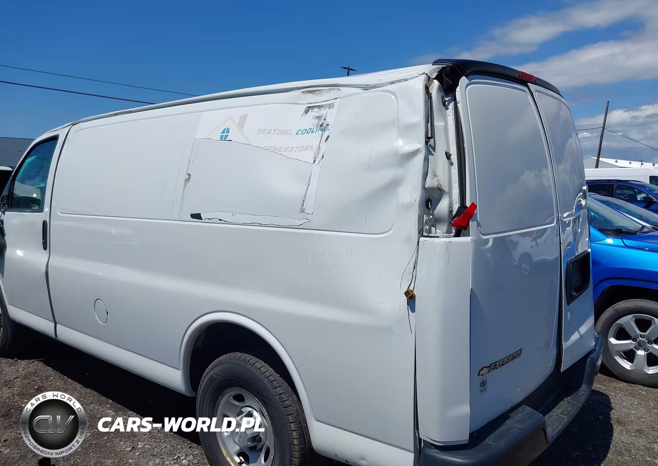 2018 Chevrolet Express 2500 Work Van VIN:1GCWGAFP5J1335752 - 20