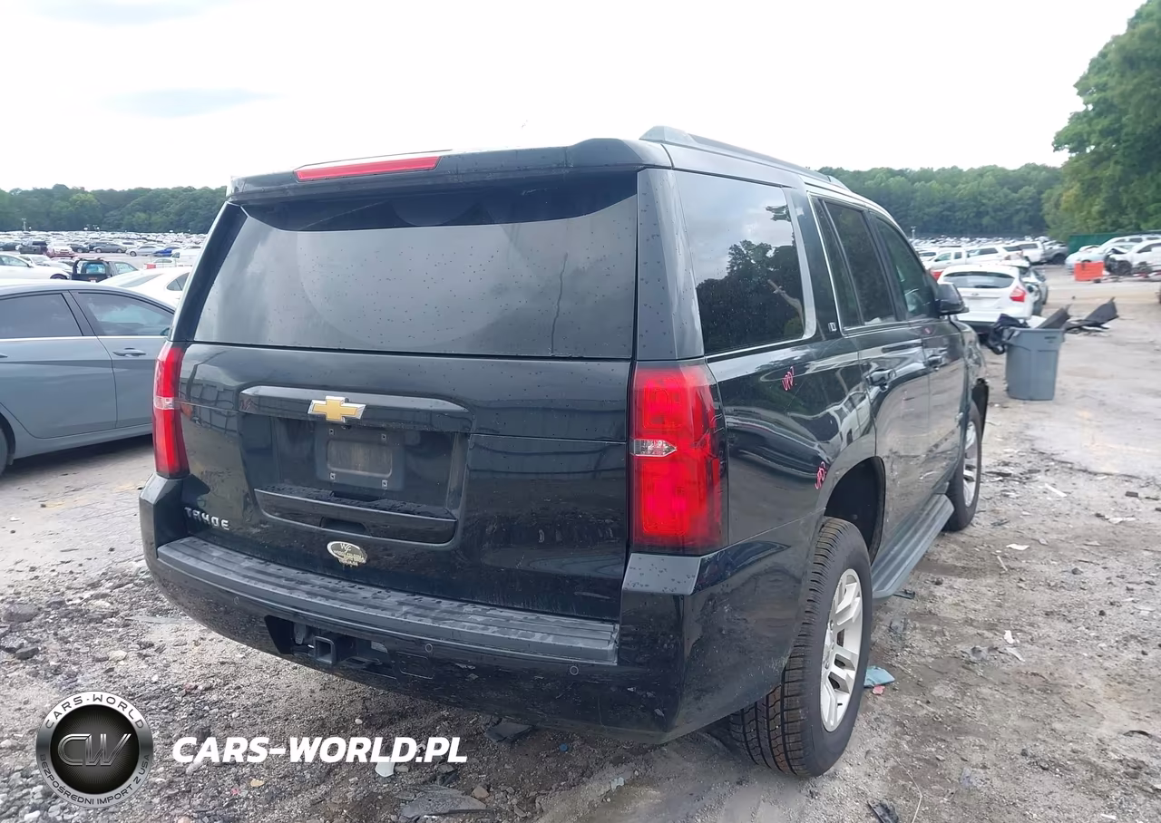 2017 Chevrolet Tahoe Lt VIN:1GNSCBKC5HR141860 - 4