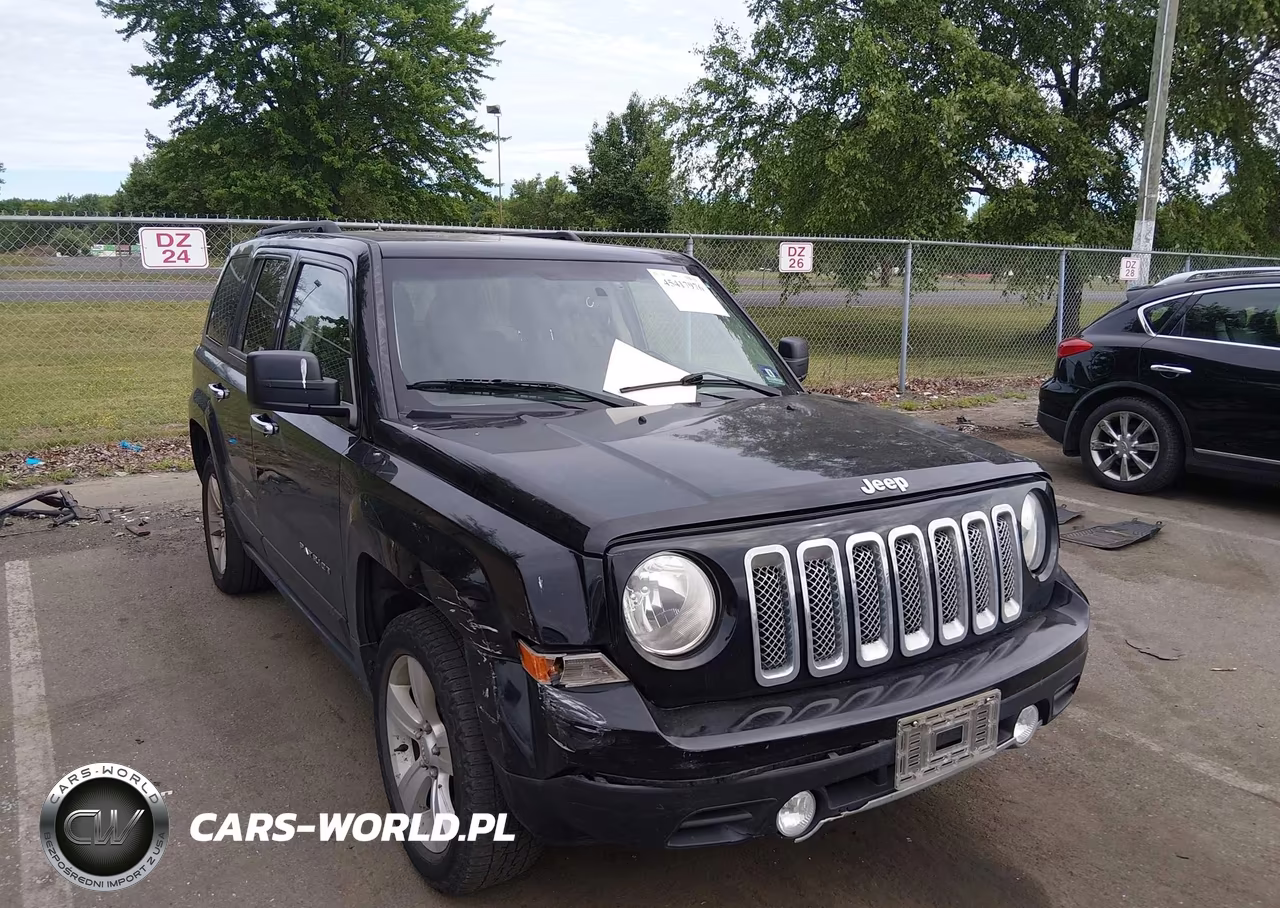 2015 Jeep Patriot Latitude – zdjęcie 1 z 16