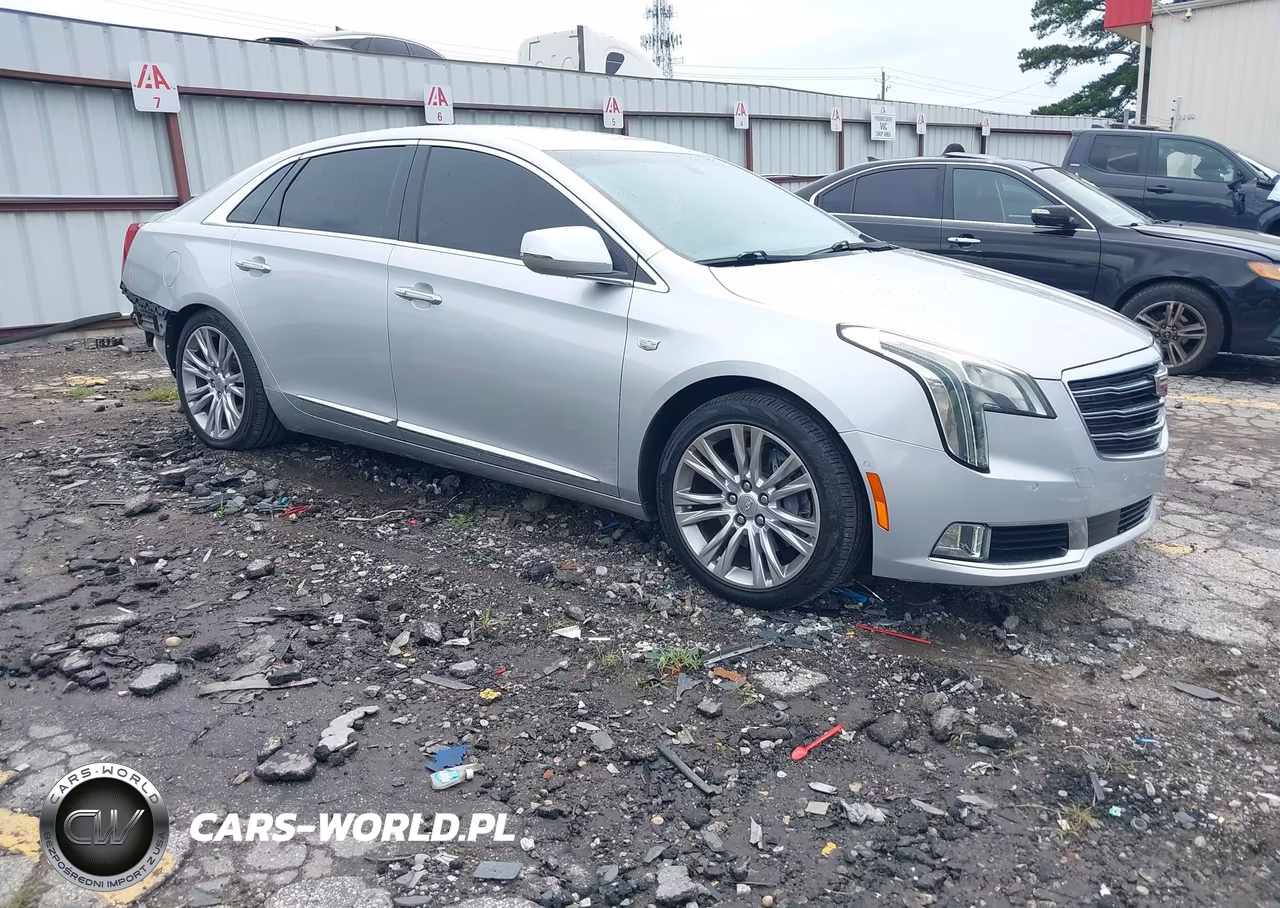 2018 Cadillac Xts Luxury – zdjęcie 1 z 17