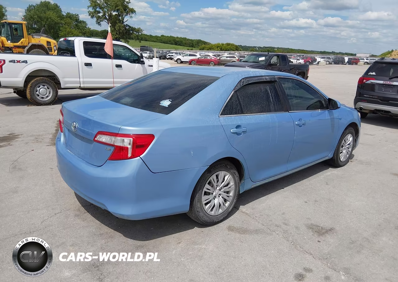 2012 Toyota Camry Le VIN:4T4BF1FK7CR202015 - 4