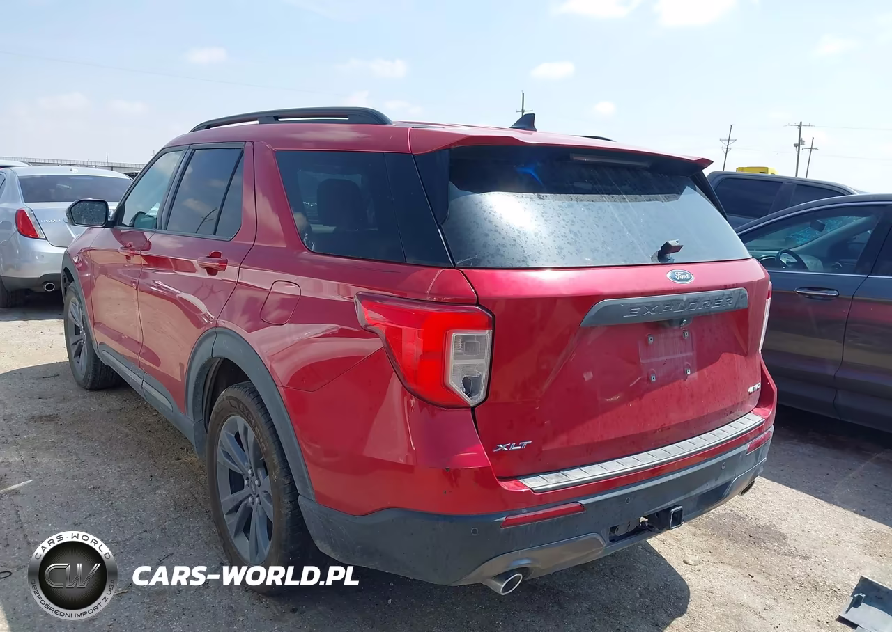 2022 Ford Explorer Xlt VIN:1FMSK8DH9NGC33872 - 3