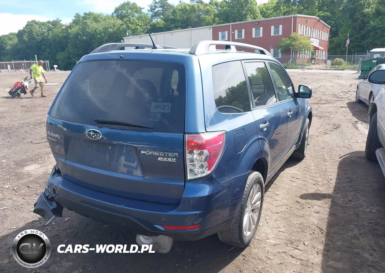 2012 Subaru Forester 2.5X Limited VIN:JF2SHAEC7CH429217 - 4