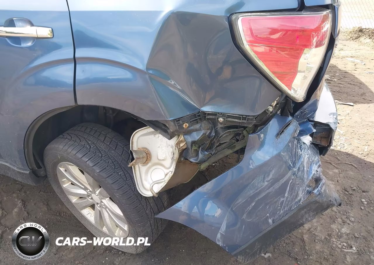 2012 Subaru Forester 2.5X Limited VIN:JF2SHAEC7CH429217 - 6