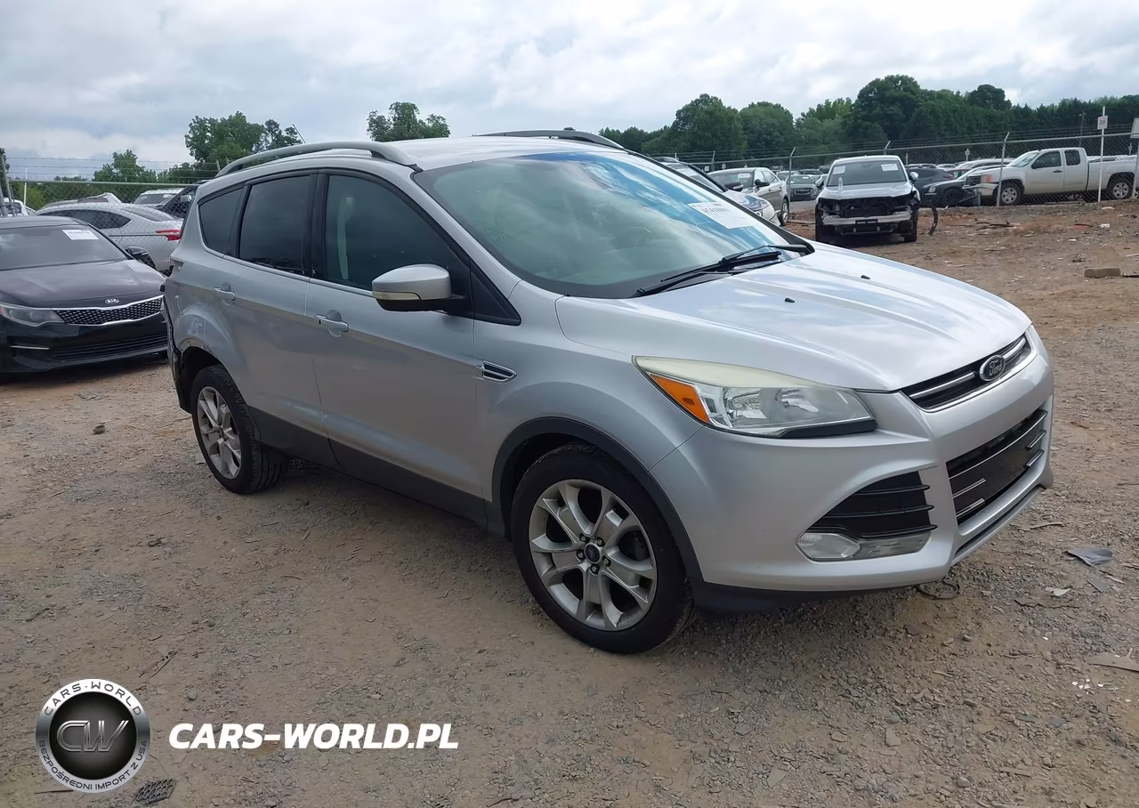 2015 Ford Escape Titanium – zdjęcie 1 z 13