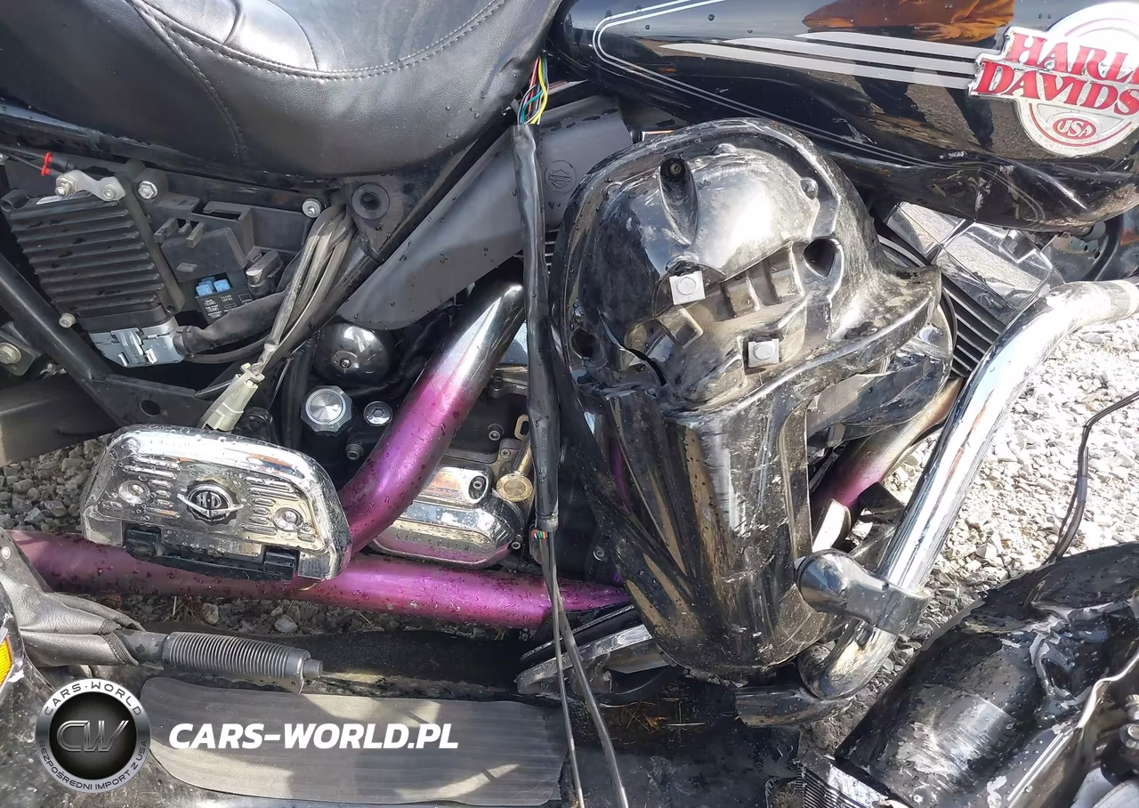 2007 Harley-Davidson Flhtcui VIN:1HD1FC4187Y658747 - 8