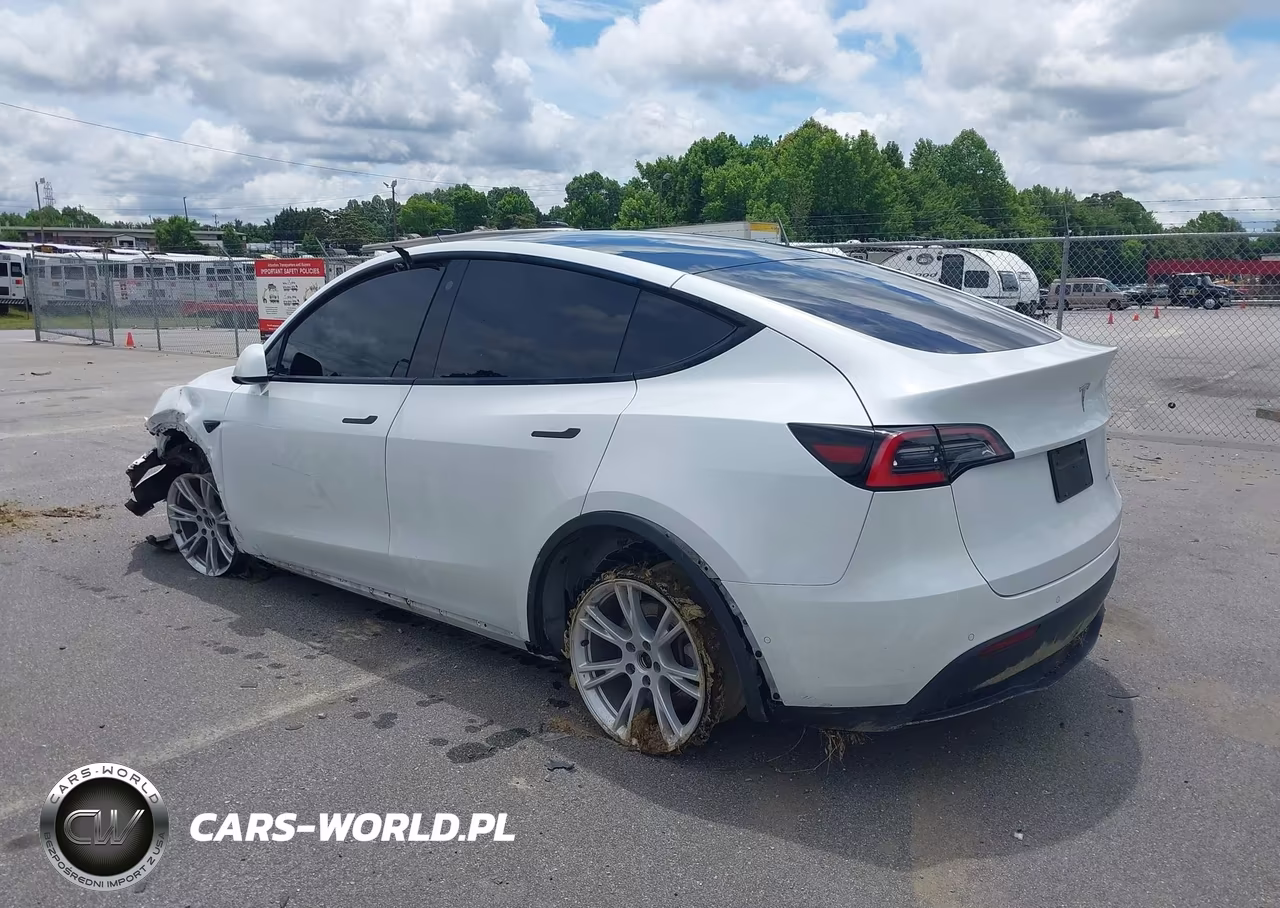 2021 Tesla Model Y Long Range Dual Motor All-Wheel Drive VIN:5YJYGDEE8MF085736 - 3