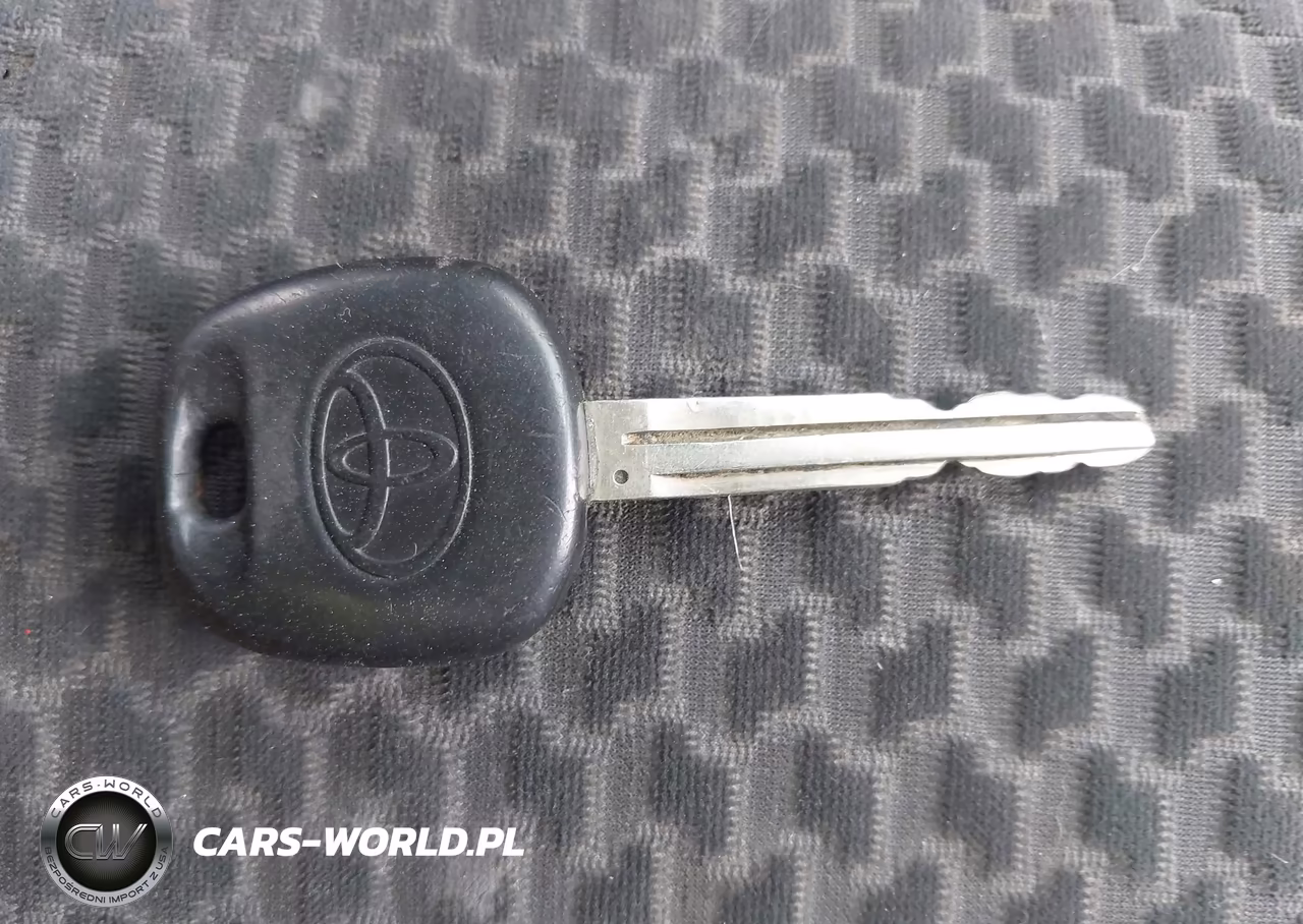 2007 Toyota Matrix VIN:2T1KR32E47C657831 - 11
