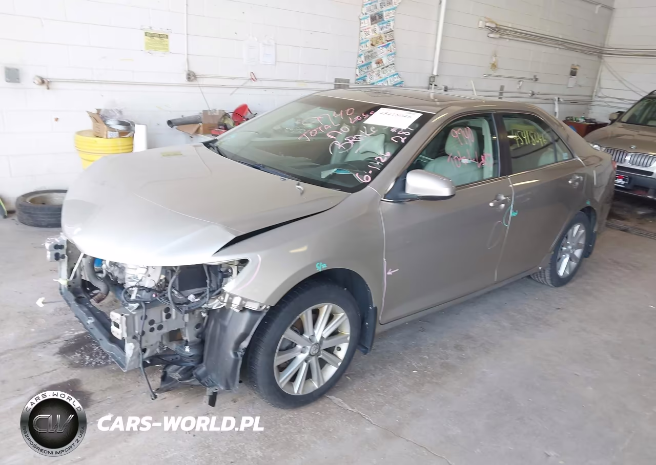 2014 Toyota Camry Xle VIN:4T4BF1FKXER353658 - 2
