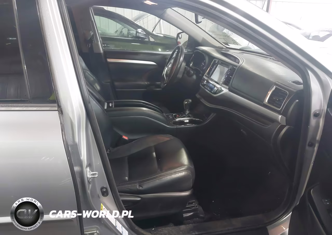 2015 Toyota Highlander Xle V6 VIN:5TDJKRFH5FS208011 - 5