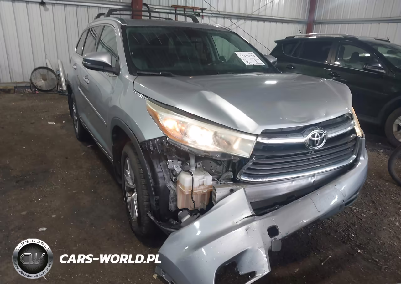 2015 Toyota Highlander Xle V6 VIN:5TDJKRFH5FS208011 - 6
