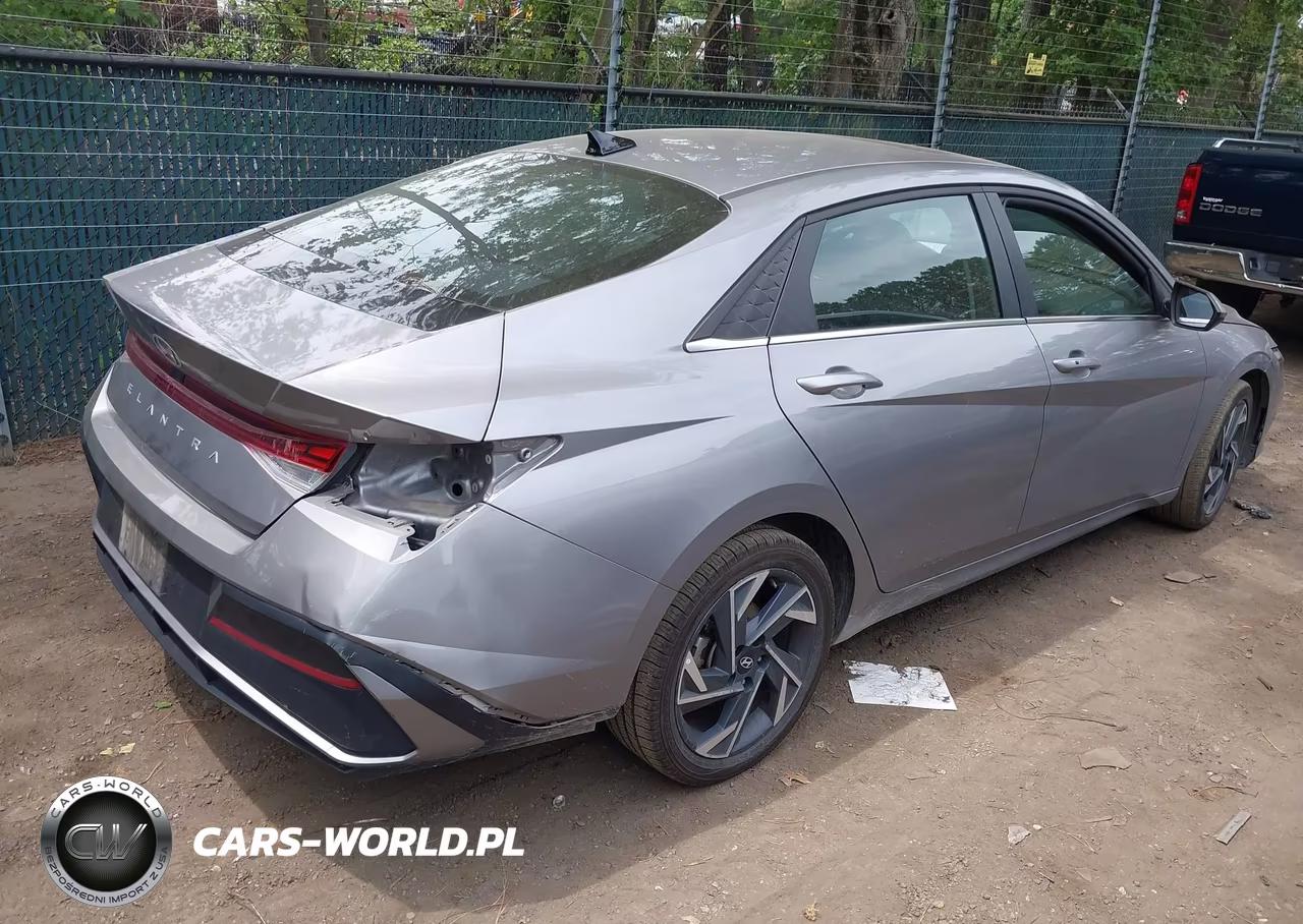 2025 Hyundai Elantra Sel Convenience VIN:KMHLS4DG8SU882872 - 4