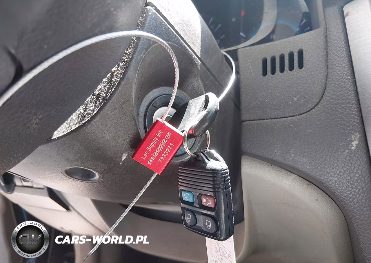 2010 Ford Fusion S VIN:3FAHP0GA8AR375851 - 11