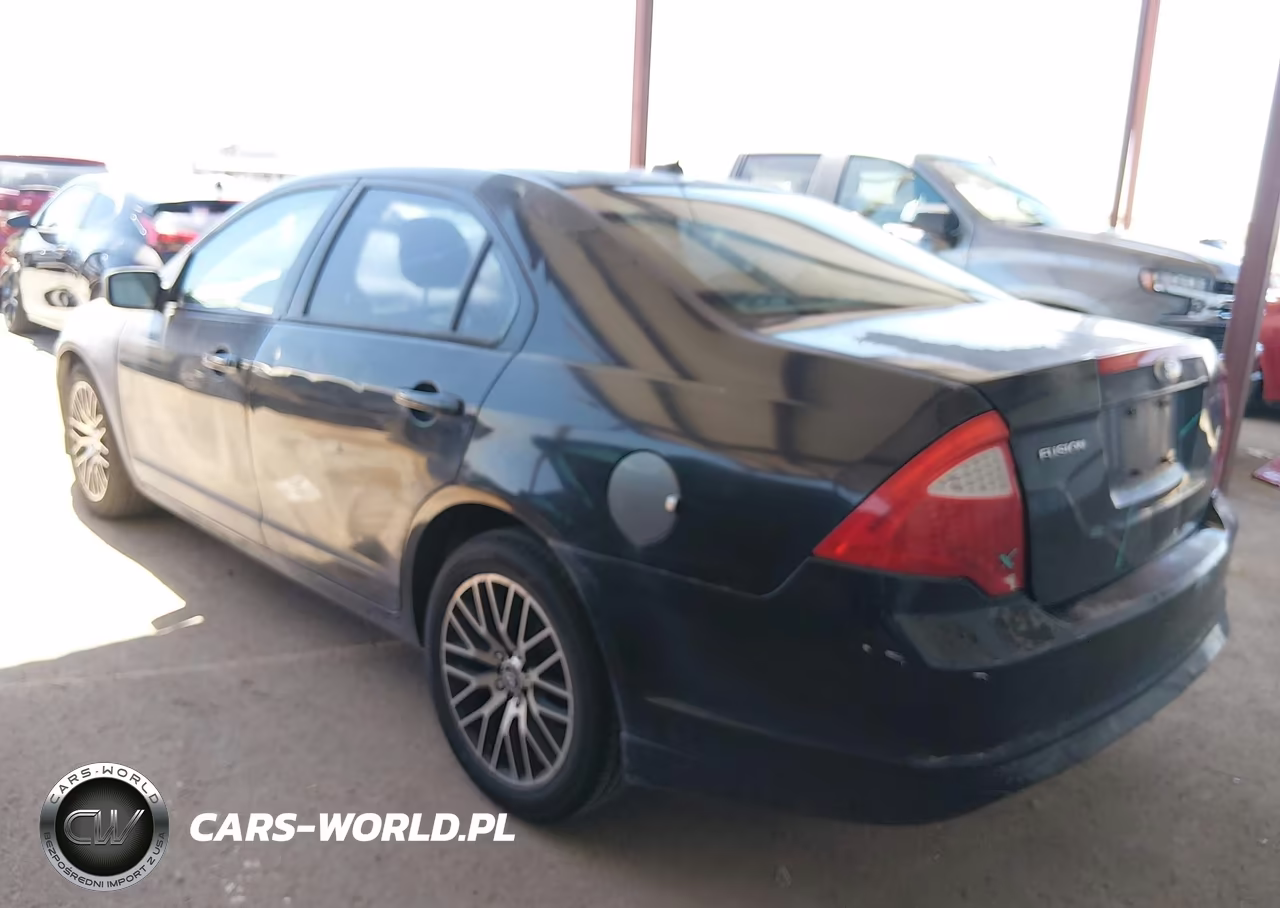 2010 Ford Fusion S VIN:3FAHP0GA8AR375851 - 3