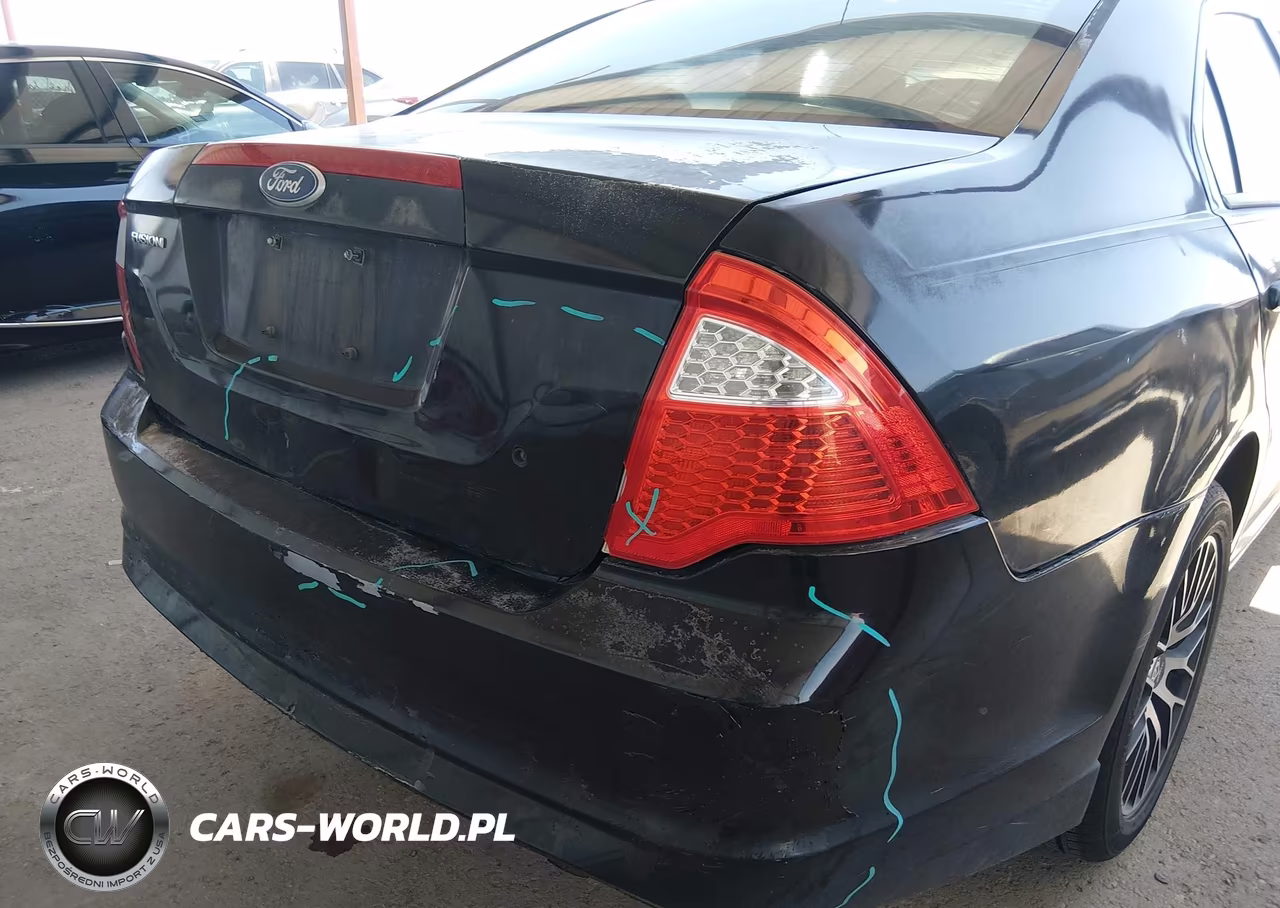 2010 Ford Fusion S VIN:3FAHP0GA8AR375851 - 6