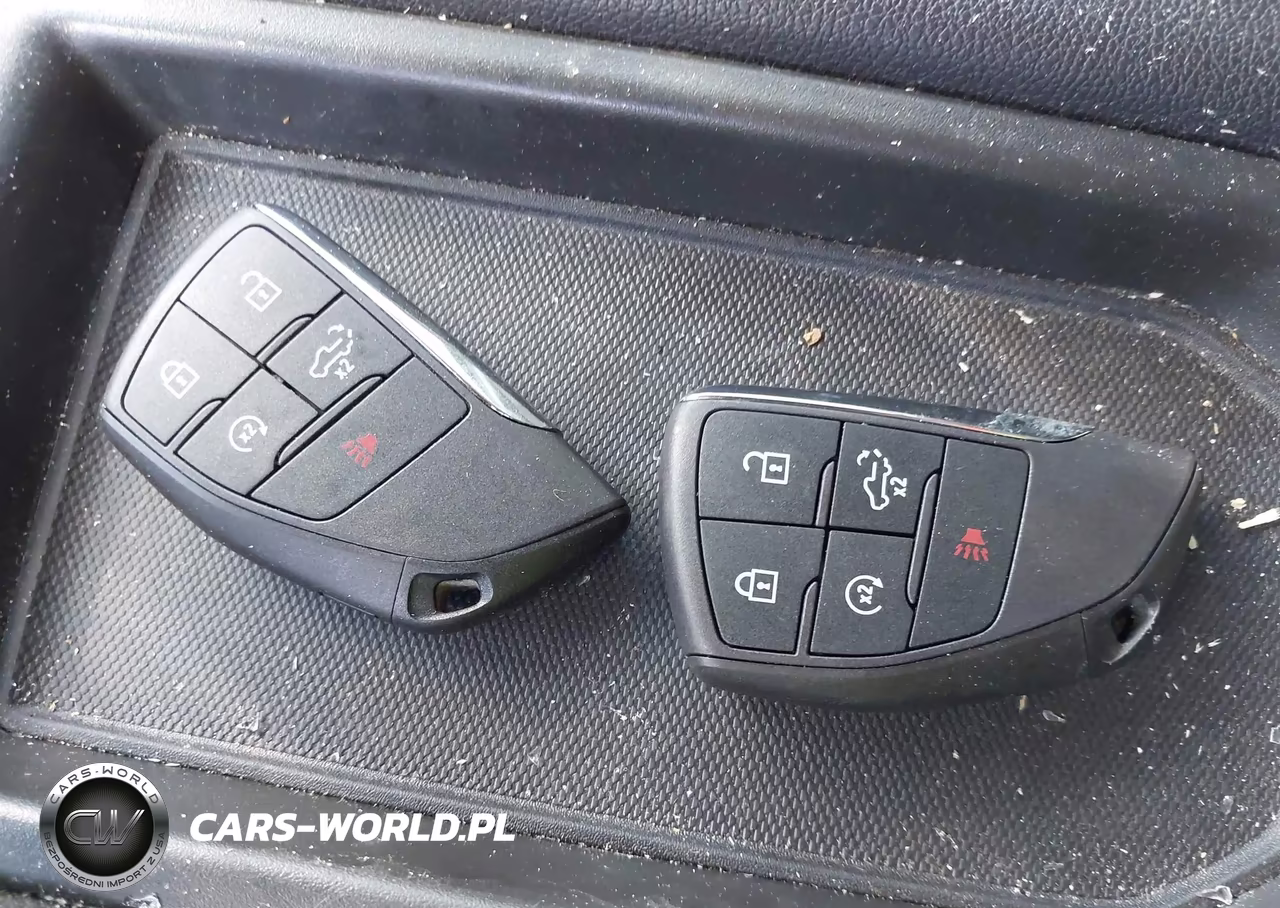 2025 Chevrolet Silverado 1500 4Wd Short Bed Lt With 2Fl VIN:3GCPKKEK9SG106668 - 11