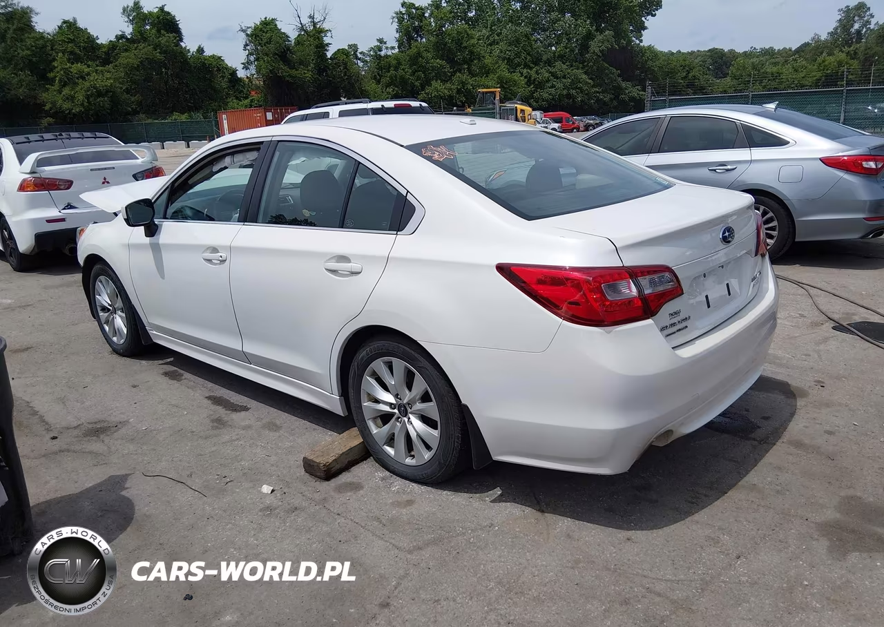 2015 Subaru Legacy 2.5I Premium VIN:4S3BNAC64F3033641 - 3