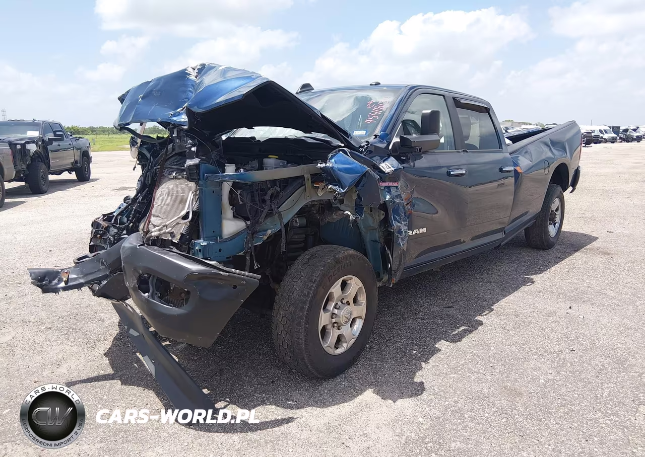 2019 Ram 3500 VIN:3C63R3HL4KG703321 - 2