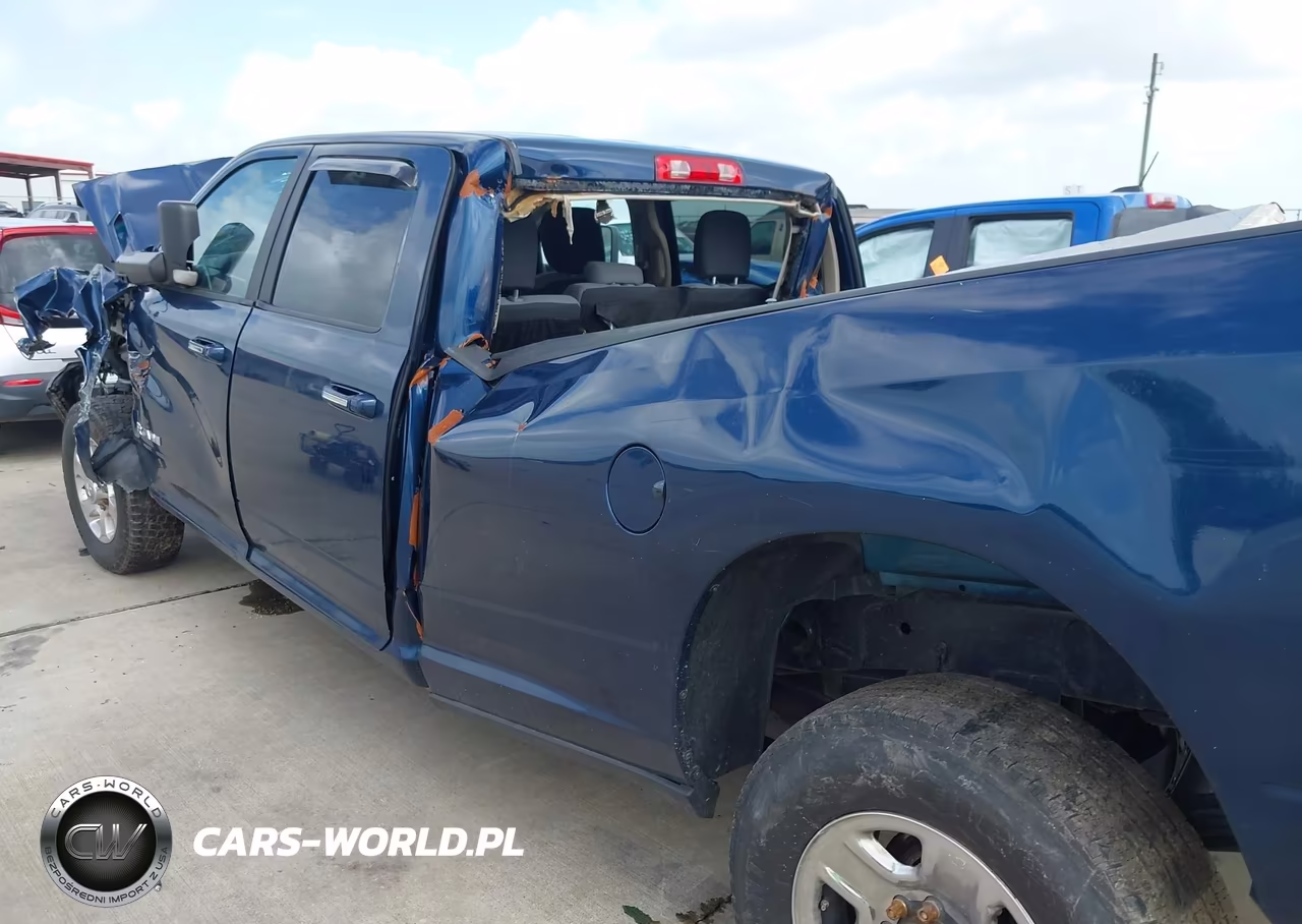 2019 Ram 3500 VIN:3C63R3HL4KG703321 - 20