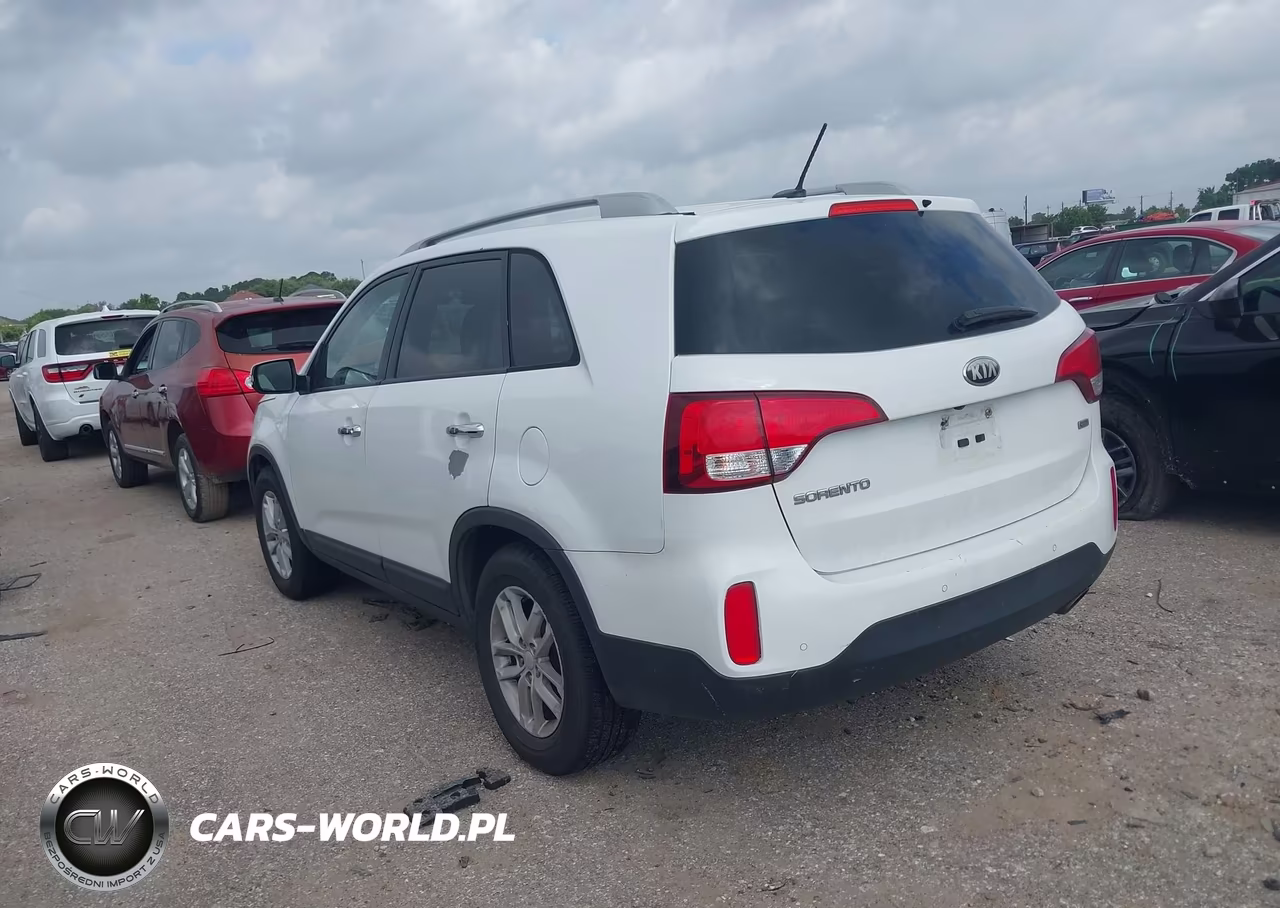 2015 Kia Sorento Lx VIN:5XYKT4A61FG609272 - 3