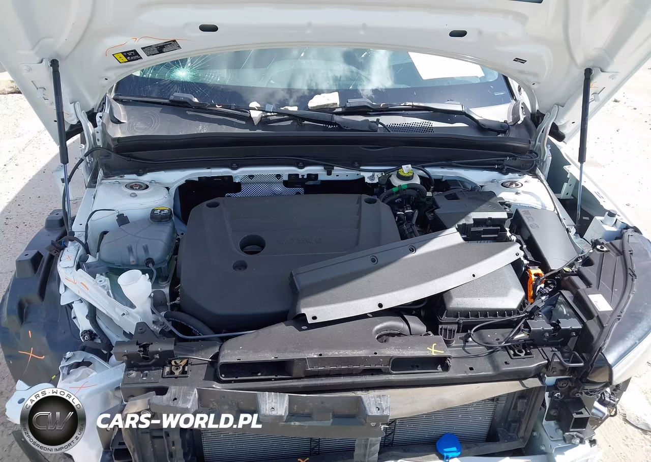 2025 Volvo Xc40 B5 Plus Bright Theme VIN:YV4L12UE1S2602907 - 10