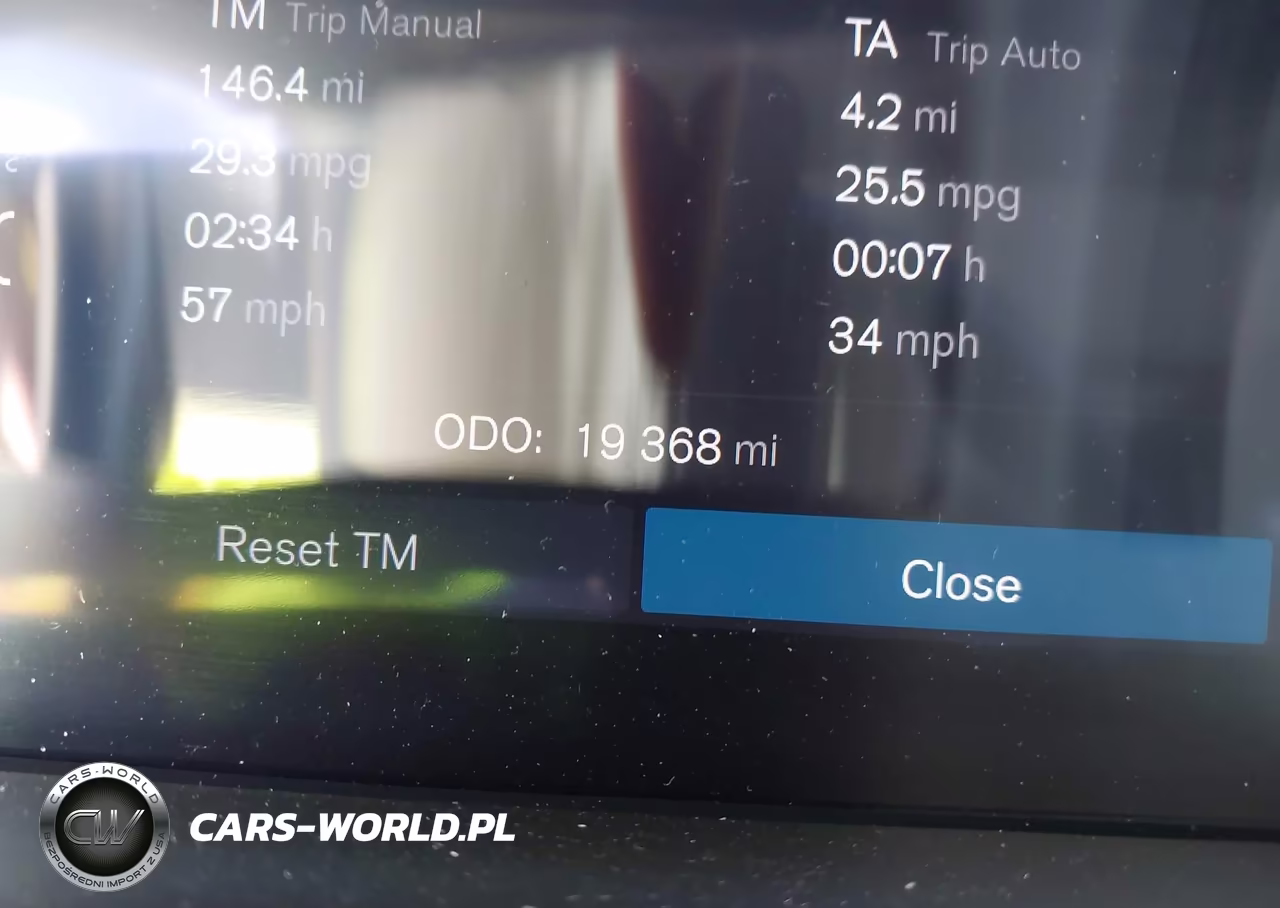 2025 Volvo Xc40 B5 Plus Bright Theme VIN:YV4L12UE1S2602907 - 16