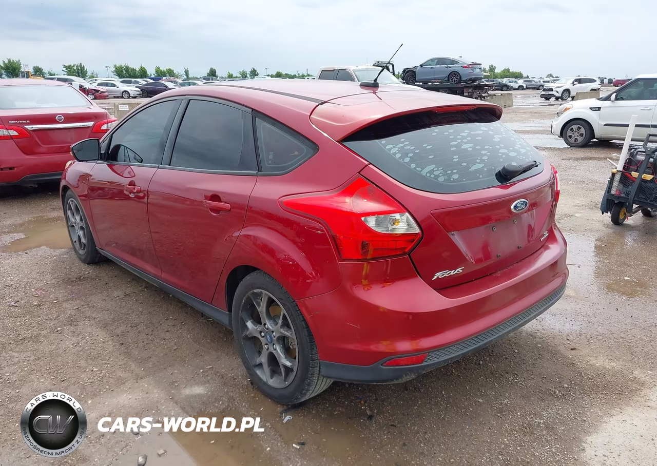 2014 Ford Focus Se VIN:1FADP3K26EL148890 - 3
