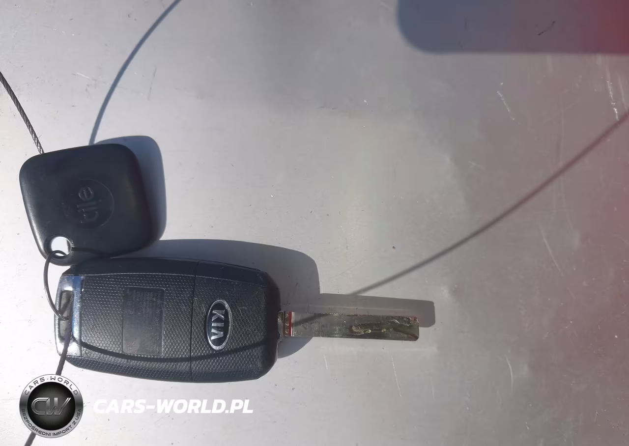 2019 Kia Optima Lx VIN:5XXGT4L37KG330125 - 11