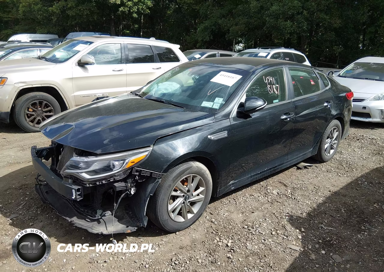 2019 Kia Optima Lx VIN:5XXGT4L37KG330125 - 4