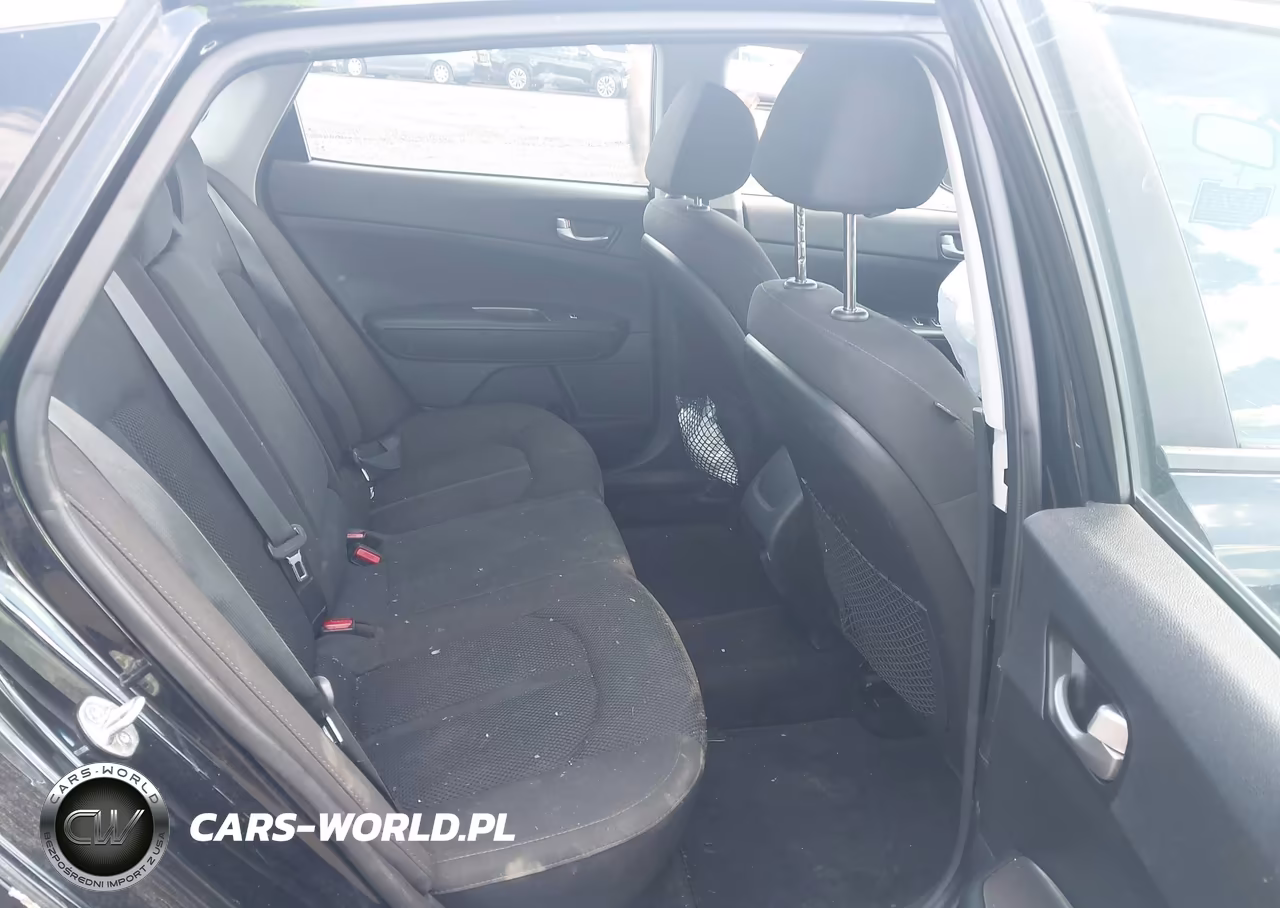 2019 Kia Optima Lx VIN:5XXGT4L37KG330125 - 8