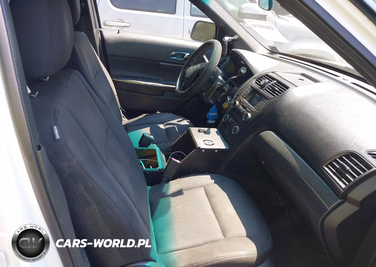 2017 Ford Utility Police Interceptor VIN:1FM5K8AR9HGB34547 - 5