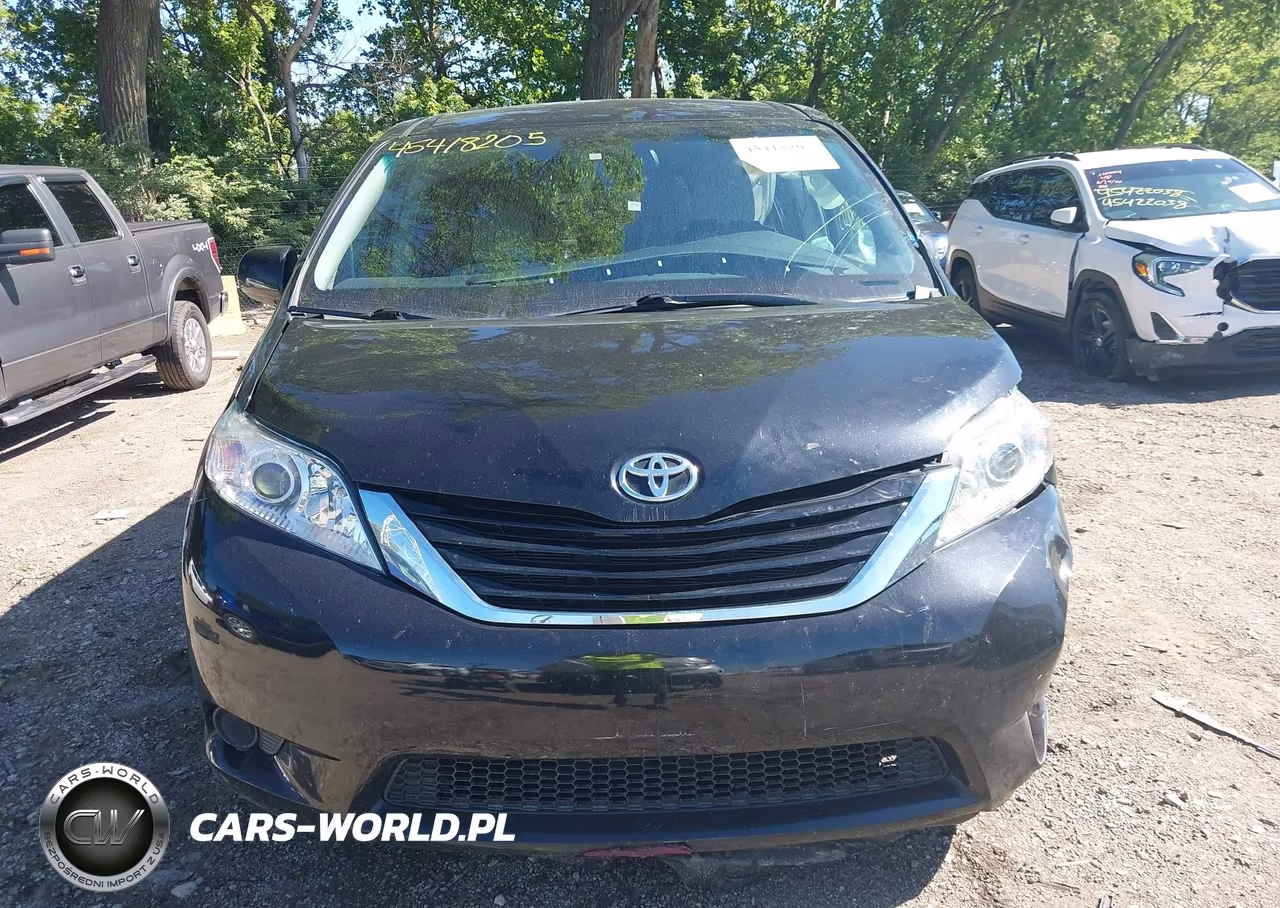 2017 Toyota Sienna Le 8 Passenger VIN:5TDKZ3DC6HS809760 - 12