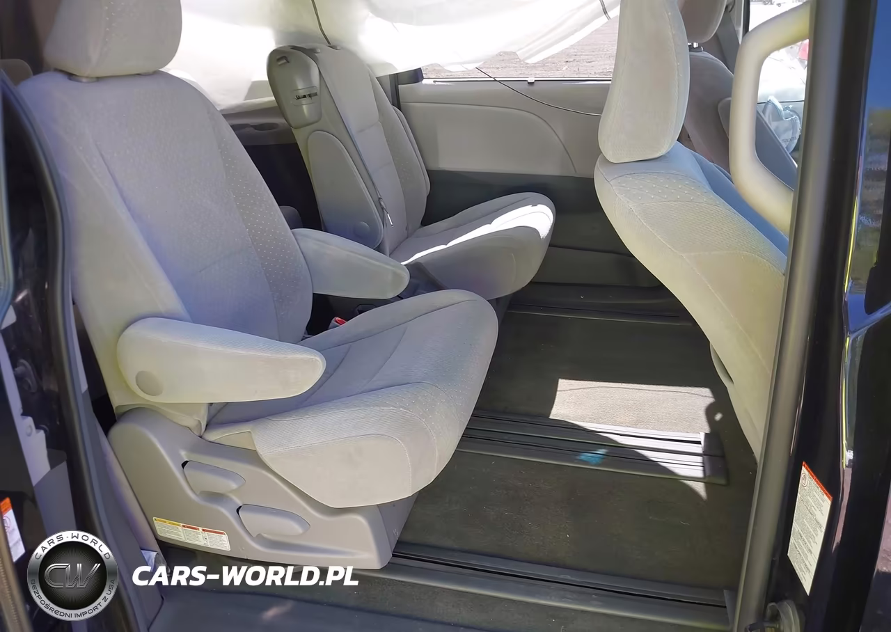 2017 Toyota Sienna Le 8 Passenger VIN:5TDKZ3DC6HS809760 - 8