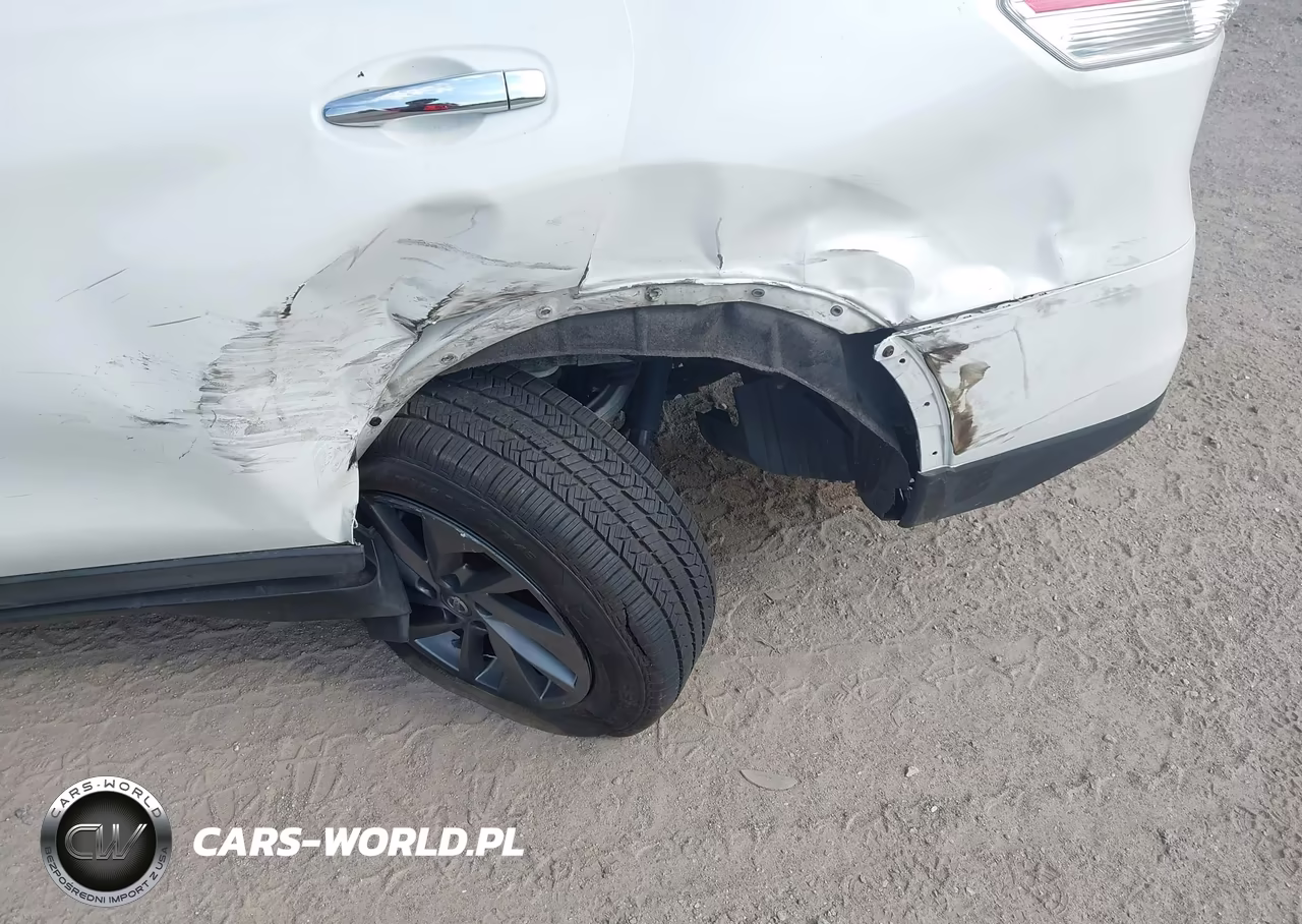 2016 Nissan Rogue Sl VIN:KNMAT2MV8GP709600 - 6