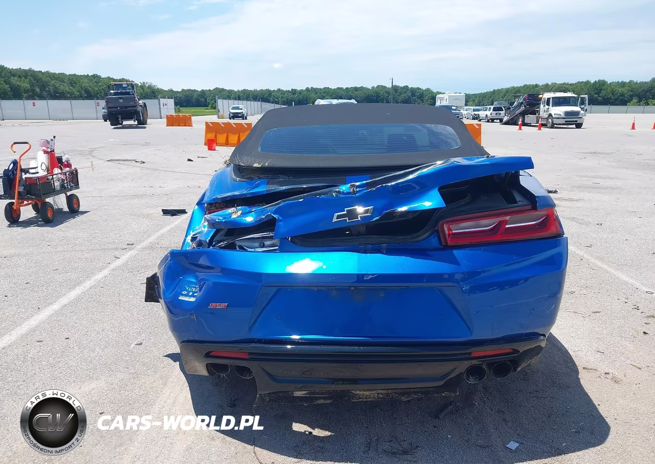 2018 Chevrolet Camaro 2Ss VIN:1G1FH3D75J0141314 - 16