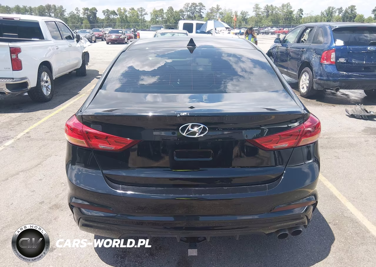 2018 Hyundai Elantra Sport VIN:KMHD04LB3JU557349 - 17