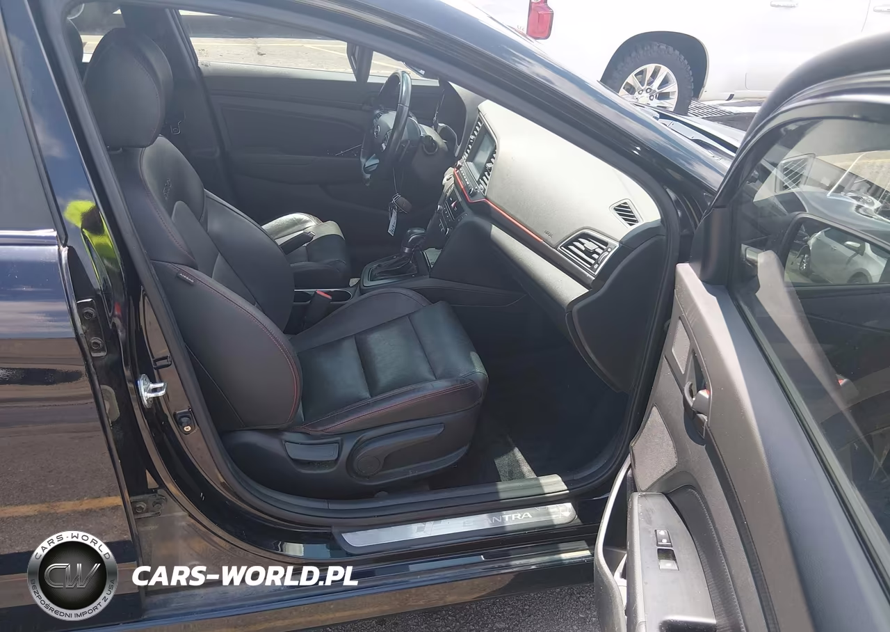 2018 Hyundai Elantra Sport VIN:KMHD04LB3JU557349 - 5