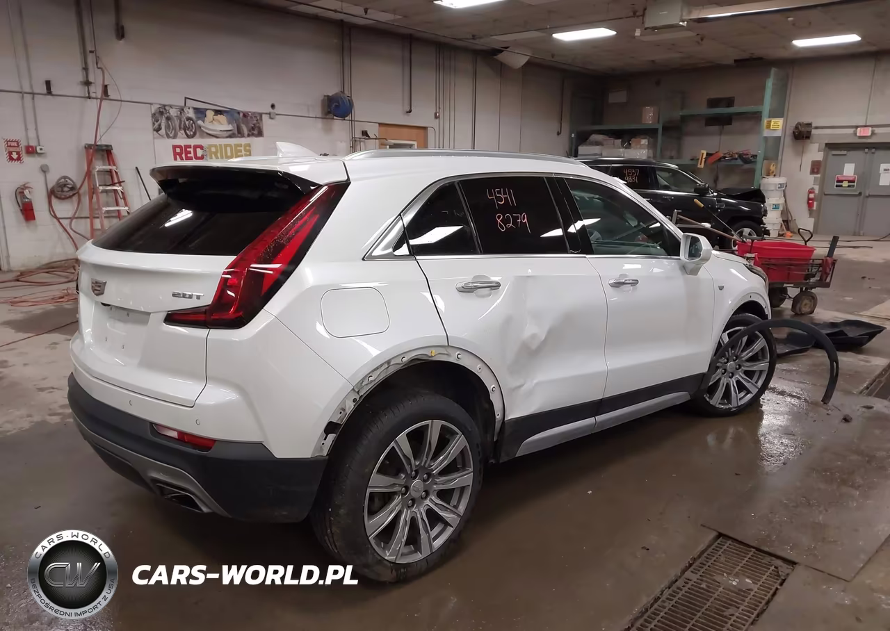 2019 Cadillac Xt4 Premium Luxury VIN:1GYFZDR49KF143794 - 4