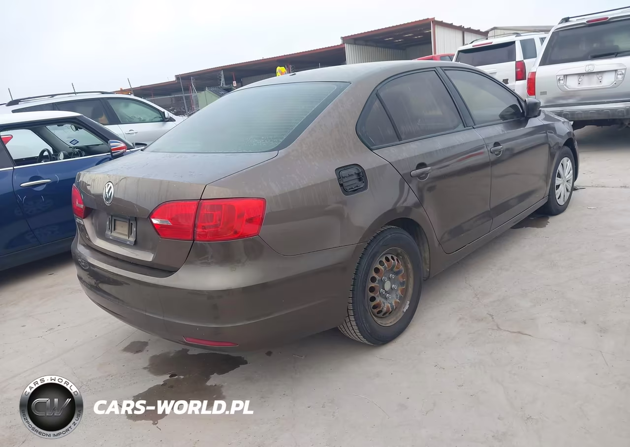 2014 Volkswagen Jetta 2.0L S VIN:3VW1K7AJ1EM322713 - 4