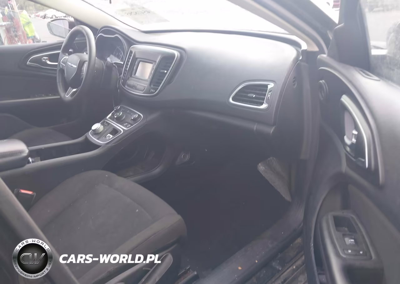 2015 Chrysler 200 Limited VIN:1C3CCCAB6FN637545 - 5