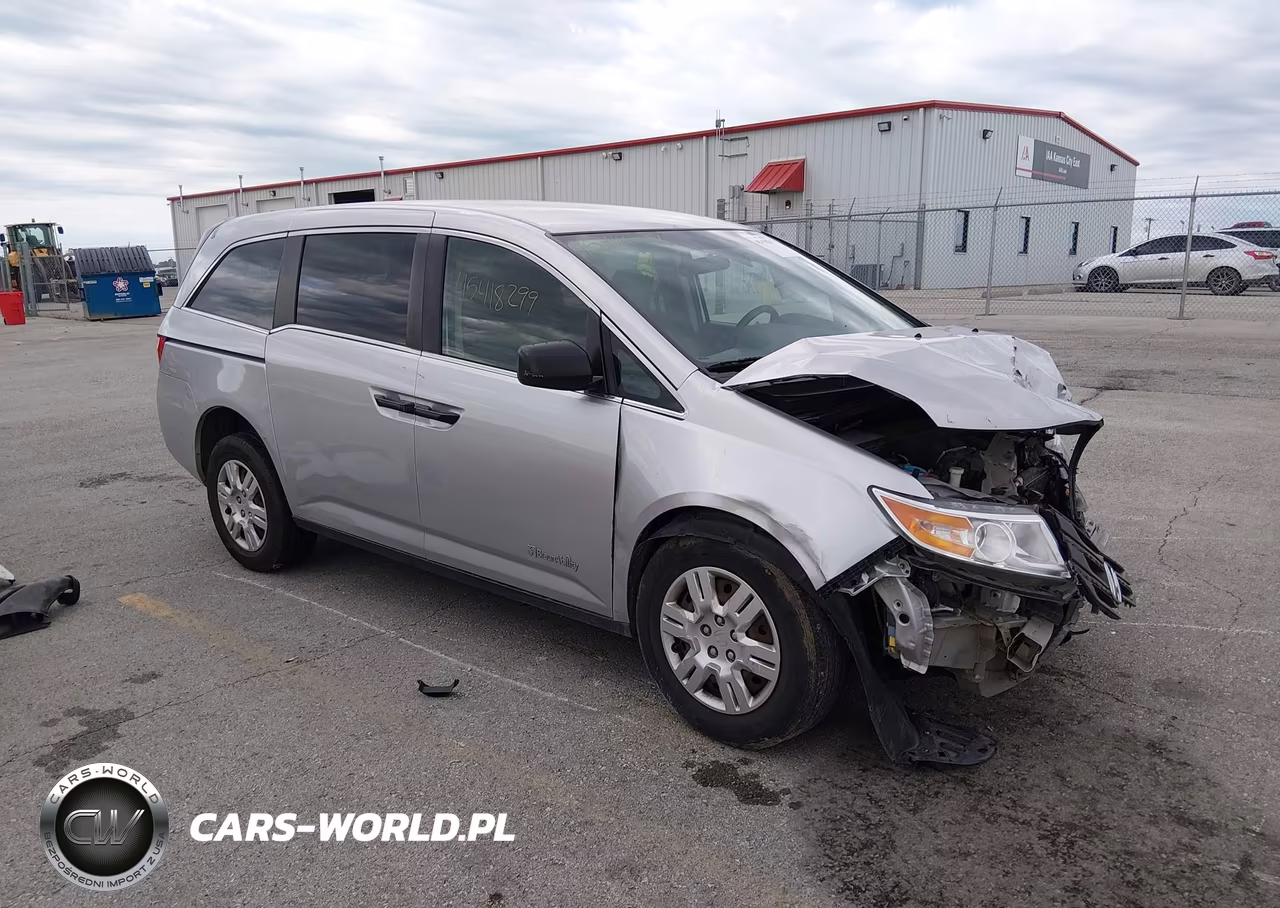 2013 Honda Odyssey Lx – zdjęcie 1 z 17