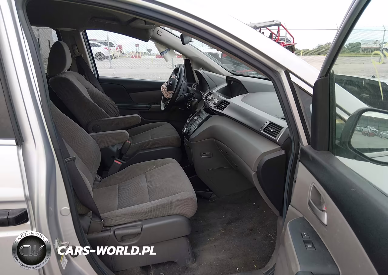 2013 Honda Odyssey Lx VIN:5FNRL5H28DB055658 - 5